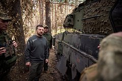 В Раде заявили об утрате Зеленским доверия ВСУ В Раде заявили об утрате Зеленским доверия ВСУ