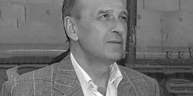Умер чемпион СССР по хоккею Валерий Кузьмин Умер чемпион СССР по хоккею Валерий Кузьмин