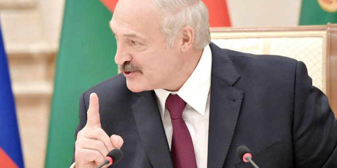 Лукашенко ответил «вякающей» оппозиции Лукашенко ответил «вякающей» оппозиции