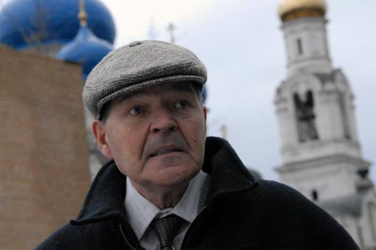 «Почему он скрывал от всех жену, стало ясно, когда однажды они вместе пришли в театр»:неидеальный брак Алексея Жаркова и стюардессы Любоньки «Почему он скрывал от всех жену, стало ясно, когда однажды они вместе пришли в театр»:неидеальный брак Алексея Жаркова и стюардессы Любоньки