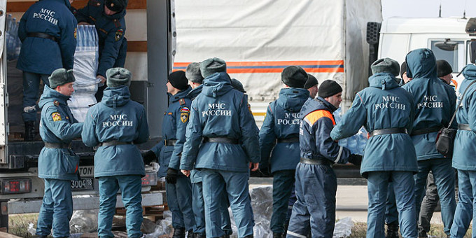 Неужели началось? МЧС призвало россиян срочно собирать тревожные чемоданчики Неужели началось? МЧС призвало россиян срочно собирать тревожные чемоданчики