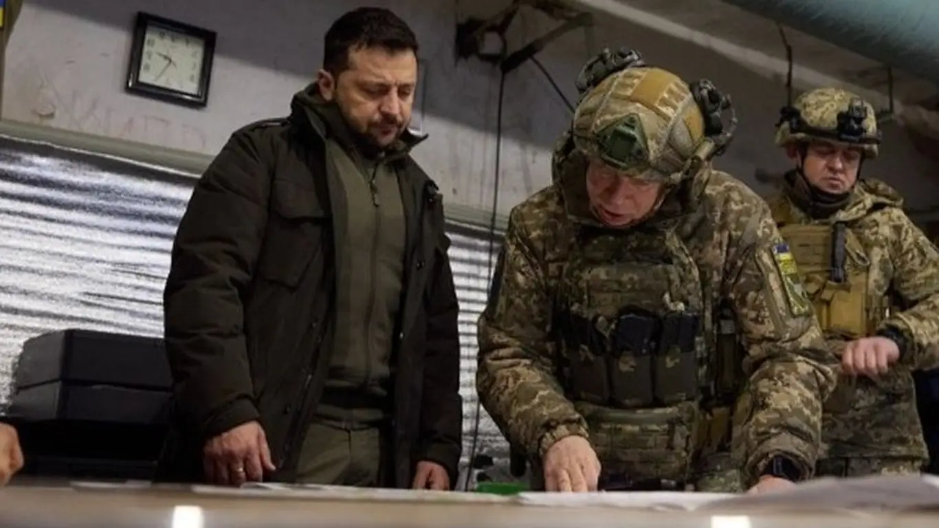 Кресло зашаталось. Сырский может повторить судьбу Залужного