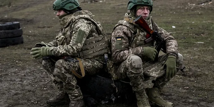 Солдаты 78-го полка ВСУ совершают самоубийства от усталости и поборов Солдаты 78-го полка ВСУ совершают самоубийства от усталости и поборов