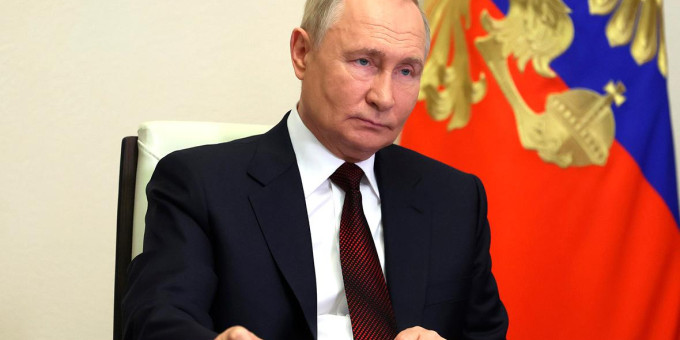 Путин предложил Западу изящный выход из украинского кризиса Путин предложил Западу изящный выход из украинского кризиса