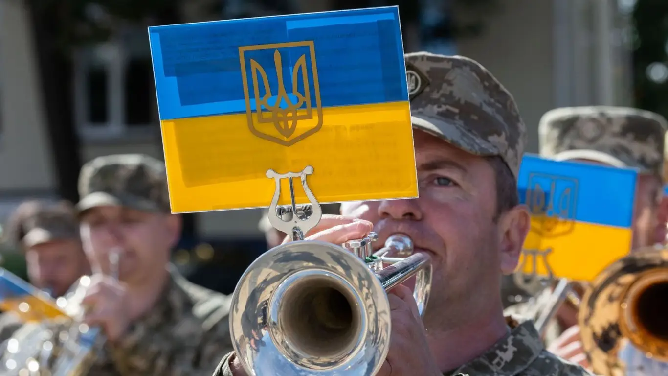 Ради чего Зеленский готов лишить Украину будущего? Эксперт ответил