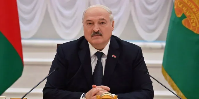 «Новый» президент в Белоруссии. Стратегия — не промокнуть под ядерным дождем «Новый» президент в Белоруссии. Стратегия — не промокнуть под ядерным дождем