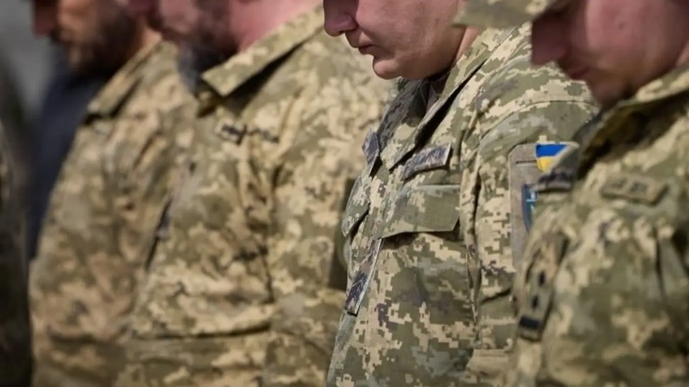 Разваливается на глазах. Экс-советник Зеленского признал горькую правду о боеспособности ВСУ