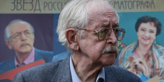 У Василия Ливанова выявили инфекционное поражение тканей У Василия Ливанова выявили инфекционное поражение тканей