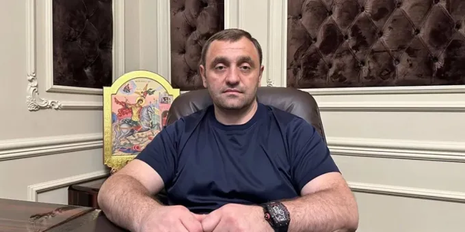 Кровная месть? Покушение на Саркисяна может быть связано с его дочерью Кровная месть? Покушение на Саркисяна может быть связано с его дочерью