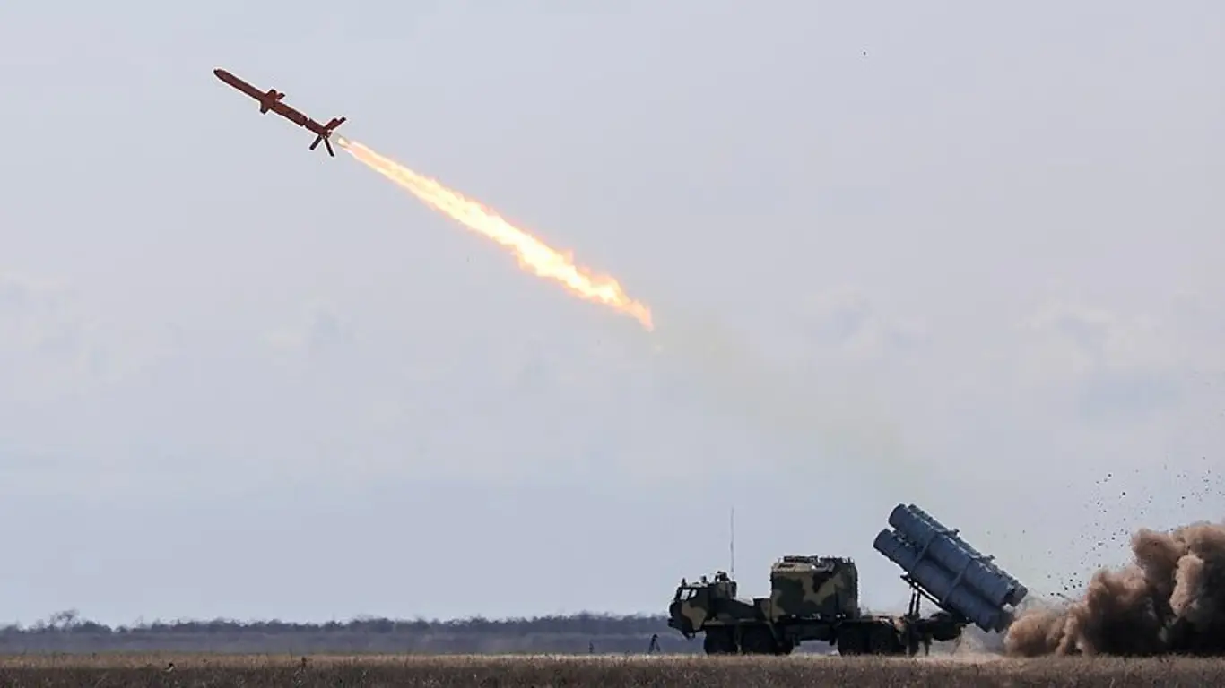 Российская ПВО сбила украинский «Нептун» над Азовским морем – детали удара