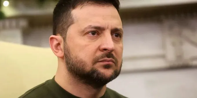 Зеленский больше не в состоянии подписать мир с Россией: Вот кто сделает это вместо него Зеленский больше не в состоянии подписать мир с Россией: Вот кто сделает это вместо него