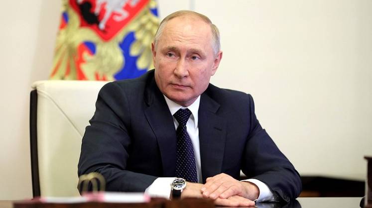 Путин поручил разработать меры по блокировке преступных звонков с Украины Путин поручил разработать меры по блокировке преступных звонков с Украины