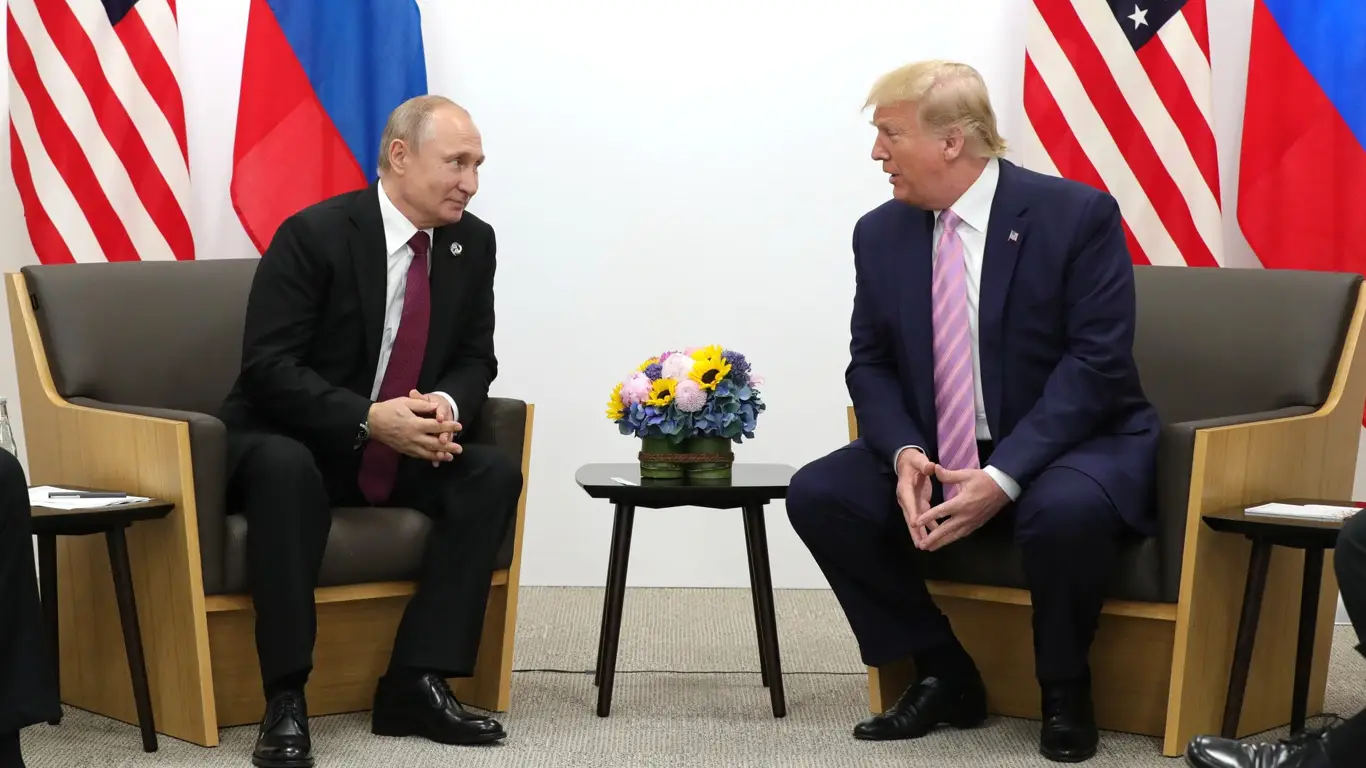 Трамп сообщил о телефонном разговоре с Путиным