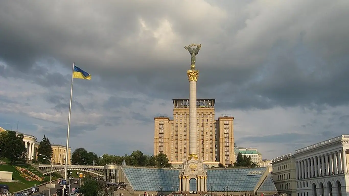 В долговой кабале. Киев клянчит помощь у Запада, не задумываясь о последствиях