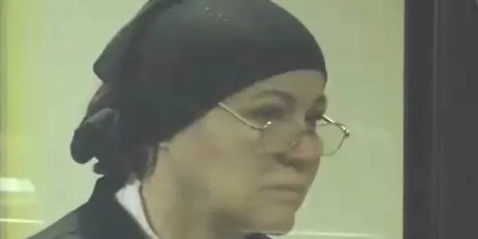 «Исчадье ада, а не ребенок». Чиновница убила сына гантелей и залила бетоном «Исчадье ада, а не ребенок». Чиновница убила сына гантелей и залила бетоном
