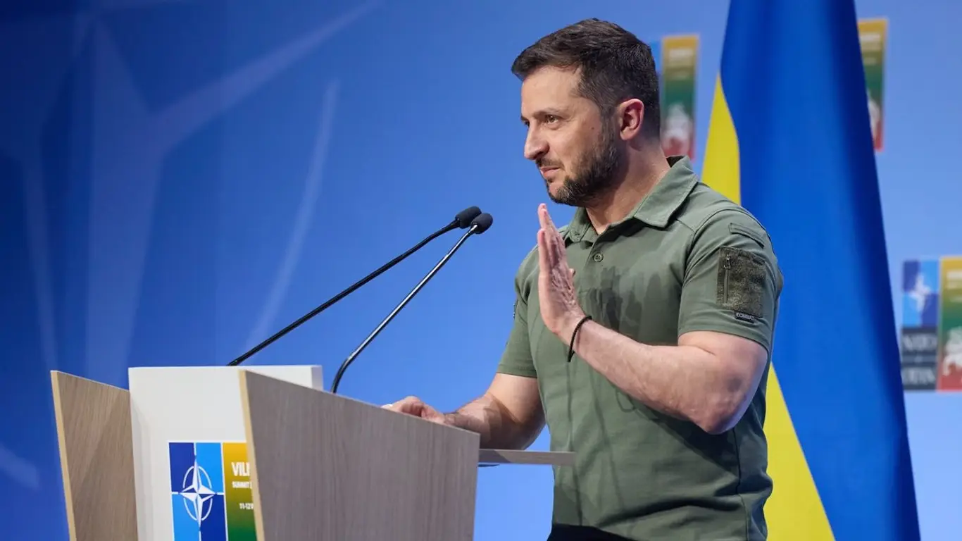 «Золотой парашют». На Украине предрекли судьбу Зеленского