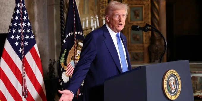 «Где он был три года?!»: Трамп сравнял Зеленского с землей за его претензии к переговорам с Россией «Где он был три года?!»: Трамп сравнял Зеленского с землей за его претензии к переговорам с Россией
