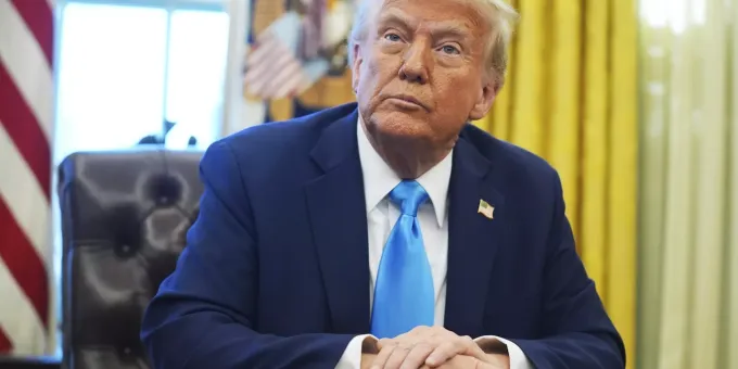 «Ему нужны не ресурсы». Предложение Трампа вызвало в Киеве панику «Ему нужны не ресурсы». Предложение Трампа вызвало в Киеве панику