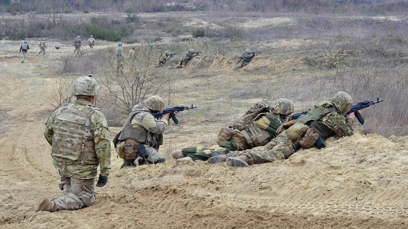 Последний шанс: готова ли Украина призвать молодежь на фронт