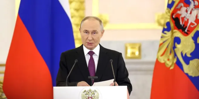 Путин поручил усилить охрану границы России Путин поручил усилить охрану границы России