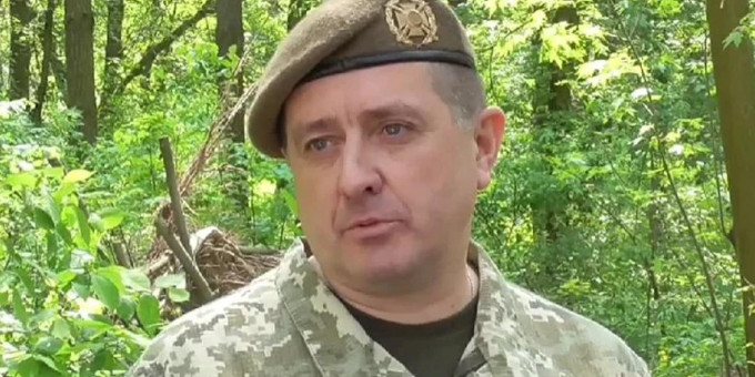 Зеленский уволил главу Генштаба ВСУ Зеленский уволил главу Генштаба ВСУ