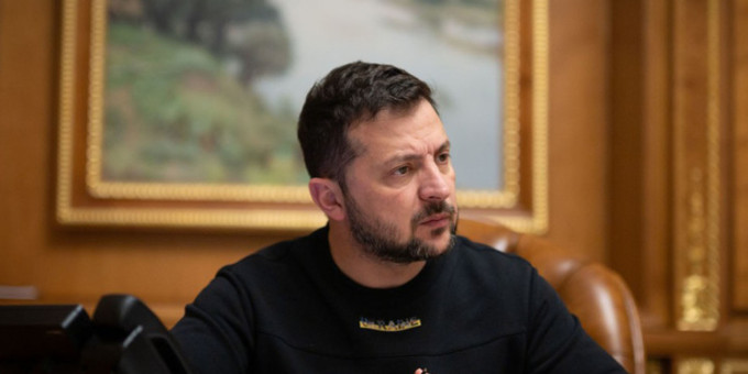 Врёт и не краснеет: Зеленский на голубом глазу заявил о «гибели» Крыма без украинцев