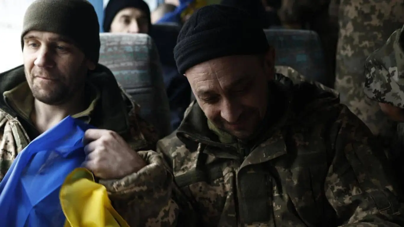 Пленный раскрыл правду: солдат пичкали психотропами перед штурмом под Белгородом