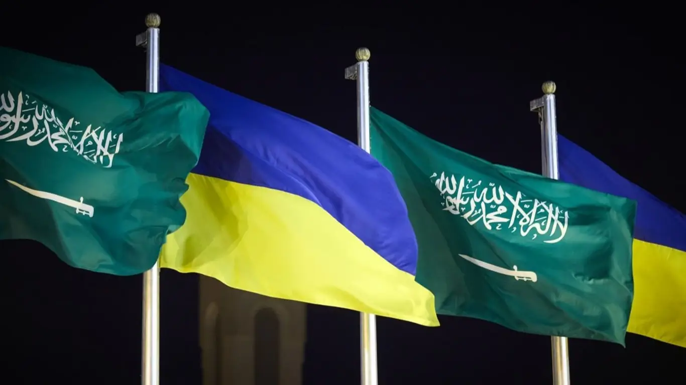 Минус один потенциальный боец. Украинцы бегут из страны при первой возможности