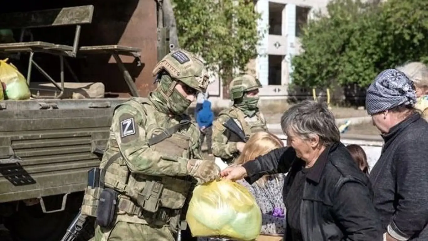 Вывезли и не отпускают: Киев блокирует возвращение мирных граждан в Россию