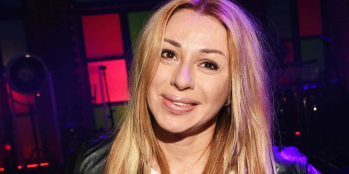 «Как у молодухи»: Алена Апина сверкнула подтянутыми ягодицами и взбудоражила народ «Как у молодухи»: Алена Апина сверкнула подтянутыми ягодицами и взбудоражила народ