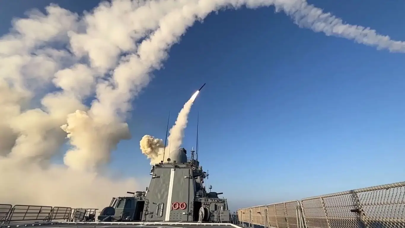 «Циркон» меняет правила игры: в США забили тревогу из-за российской ракеты