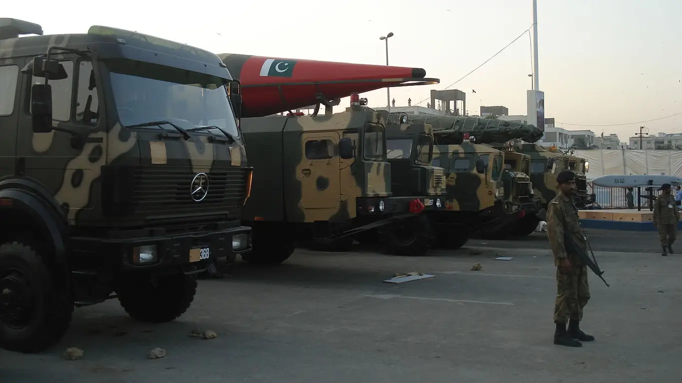 Ответ Исламабада. Пакистан начал крупномасштабную военную операцию против Индии