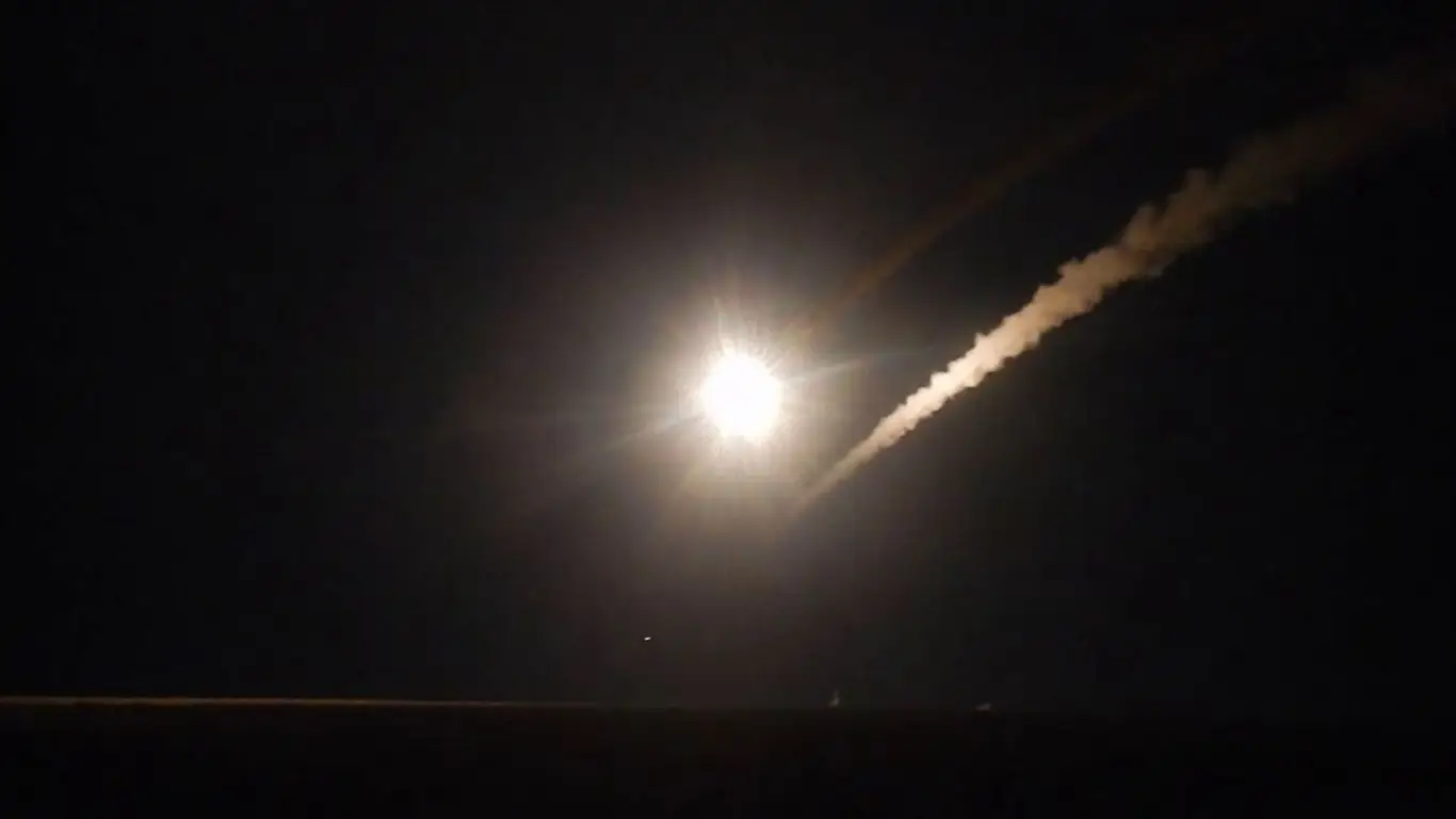«Орешник» не остановить: российская гиперзвуковая ракета шокировала Запад