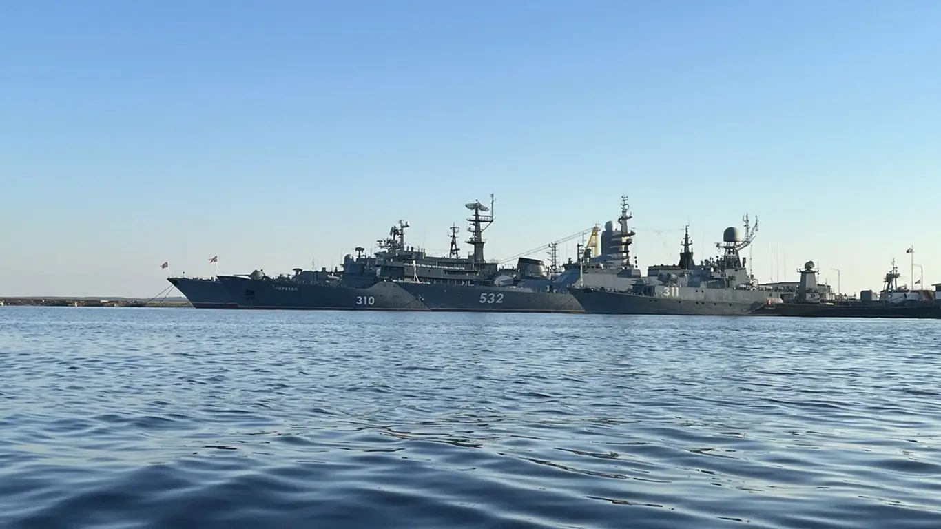 Отпор пиратству: Россия показала готовность защищать танкеры на Балтике
