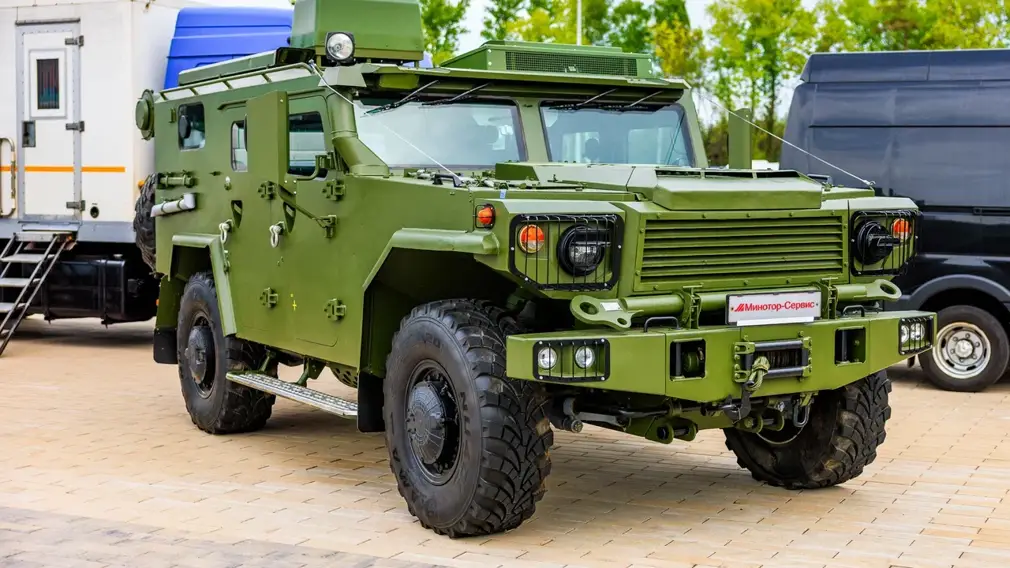 Белорусский многоцелевой бронеавтомобиль «Витим» показали на MILEX–2025