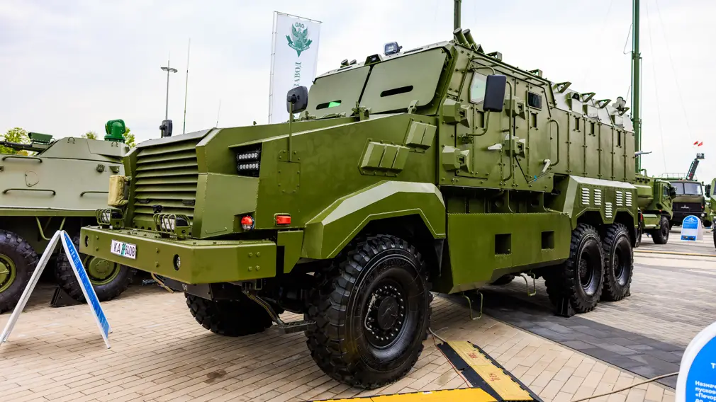 На MILEX–2025 белорусы показали «Защитника»