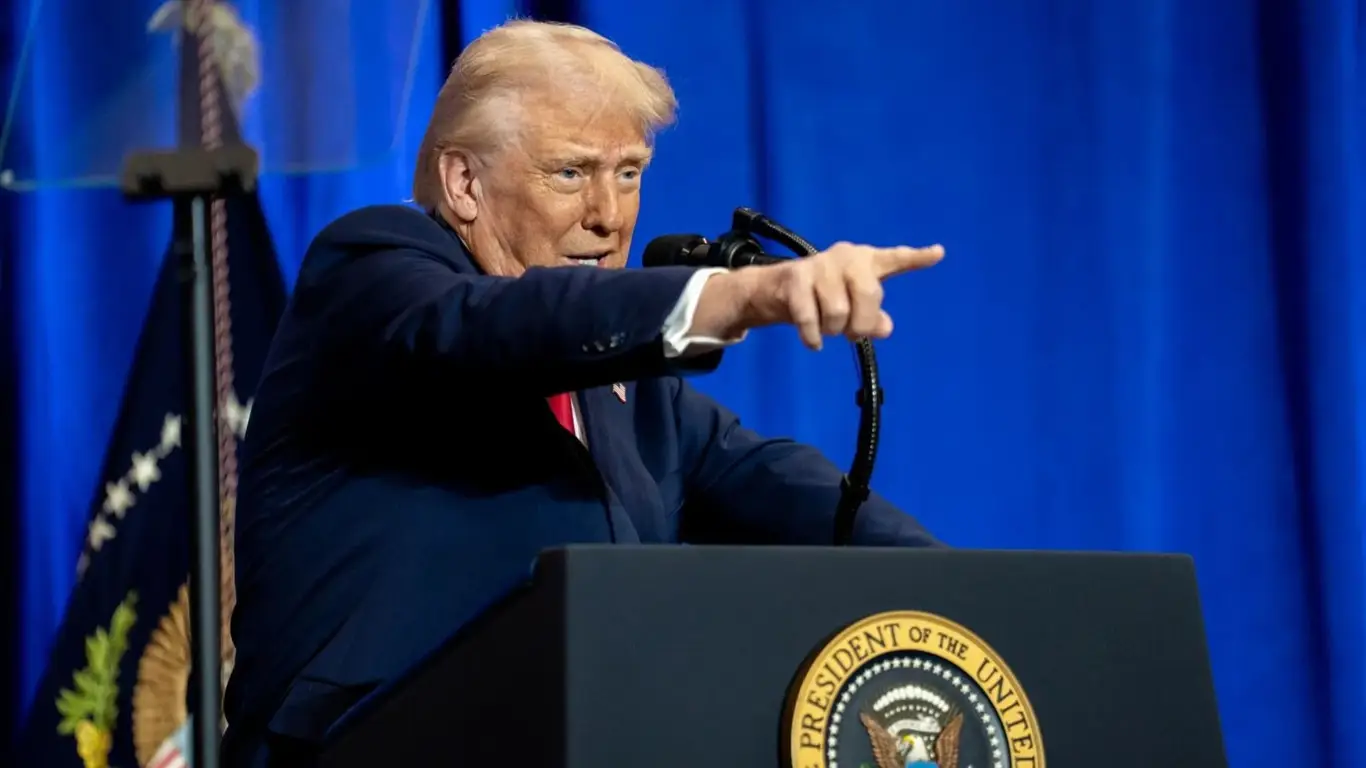 «Война беспилотников». Трамп оценил тактику боёв на Украине