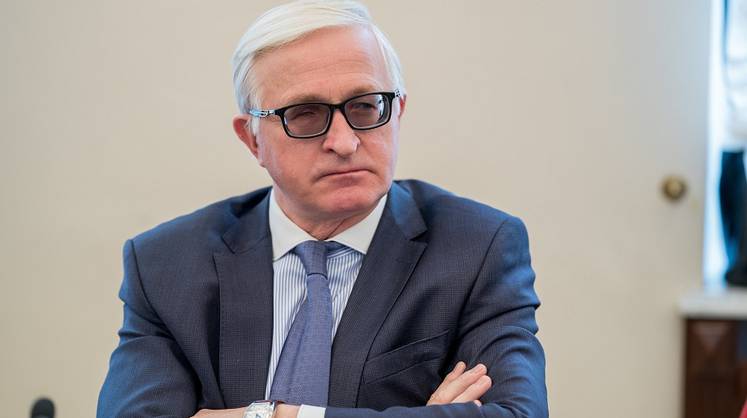 Шохин: население России вскоре начнёт переводить сбережения на фондовый рынок Шохин: население России вскоре начнёт переводить сбережения на фондовый рынок