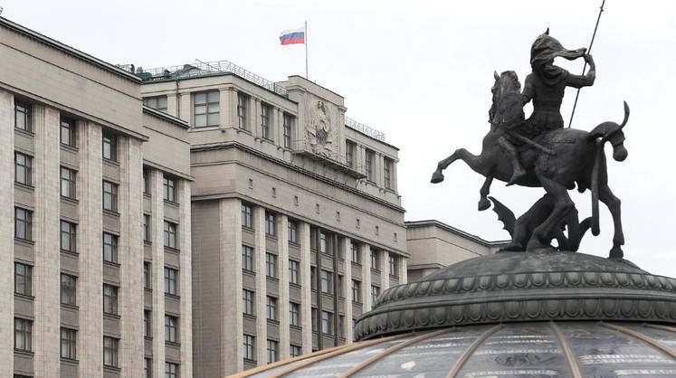 Госдума приняла закон об ограничении англицизмов в России